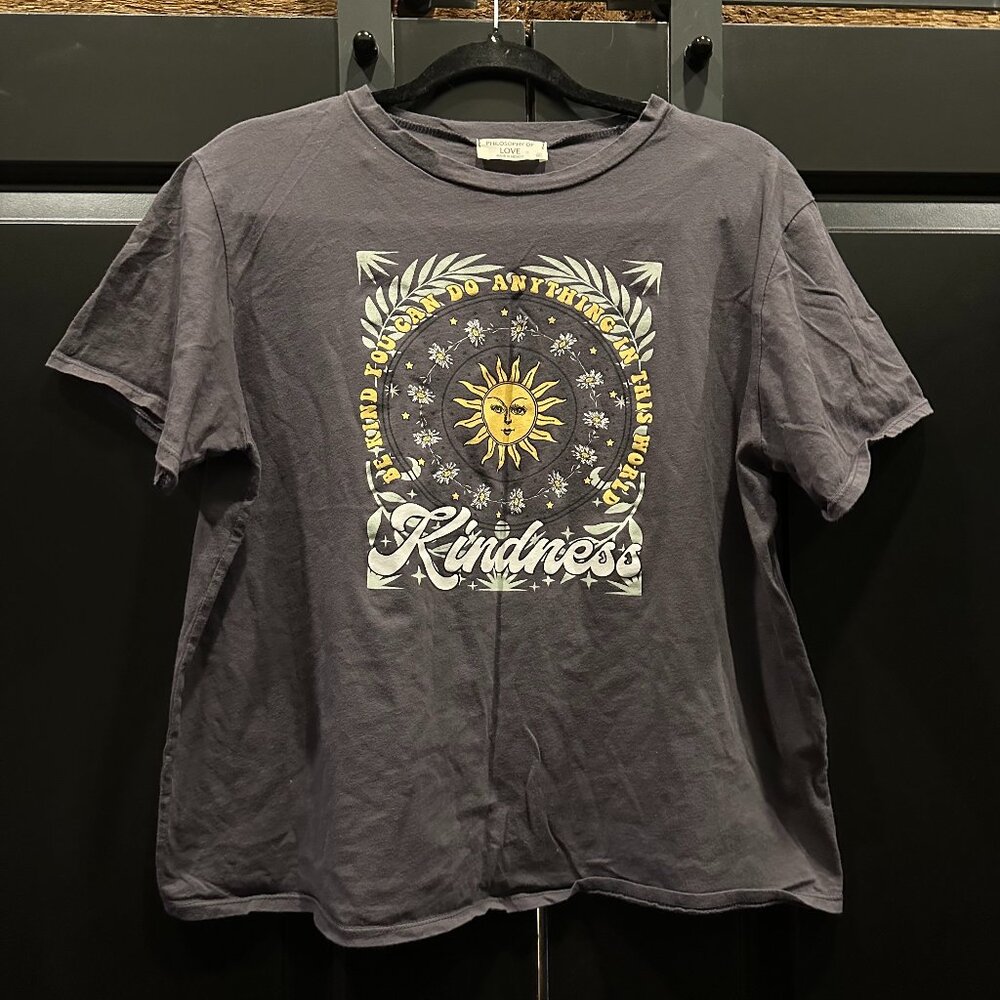 Grey Kindness Sun Floral Graphic T-Shirt